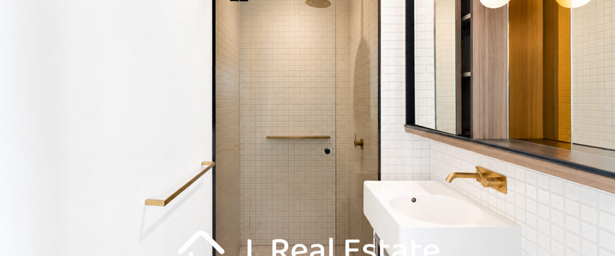2109/160 Victoria Street, CARLTON, VIC 3053